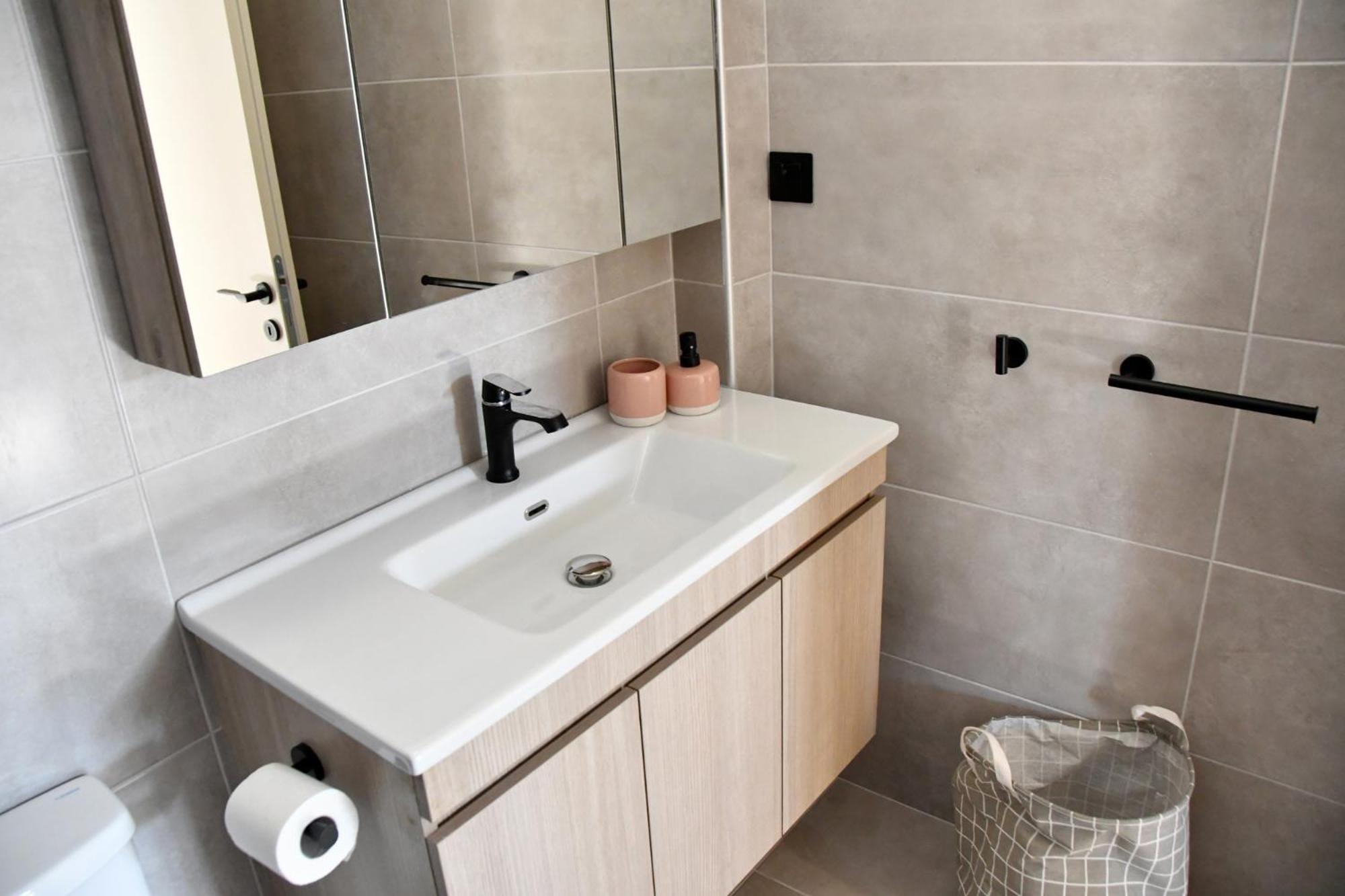 דירות Aegina Polles Εlies Cozy Αpartment מראה חיצוני תמונה